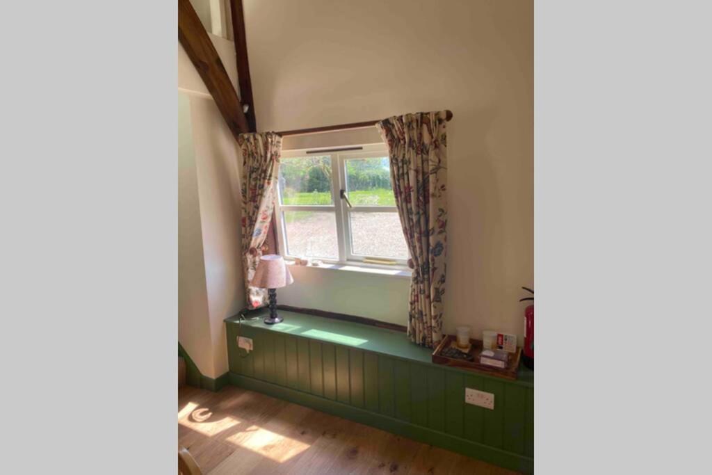 Gorgeous Comfortable Barn With Huge Private Orchard In Quiet Suffolk Location Depden Екстериор снимка